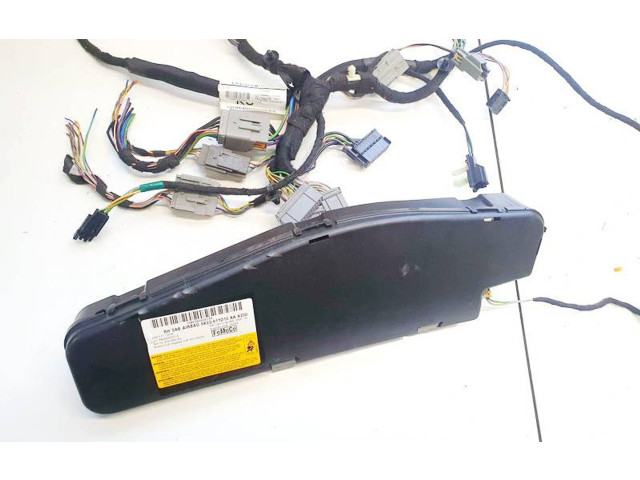 Подушка безопасности в сиденье 8x23611d10aa   Mazda 5