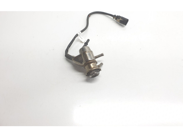 Vstřikovač 0444025082, 4G0131113E   Audi A6 S6 C8 4K    DDVE 