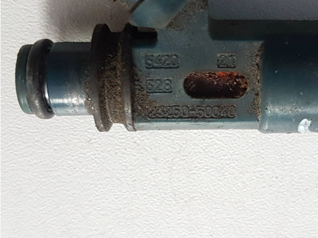 Vstřikovač 2325050040   Toyota Land Cruiser (J100)     