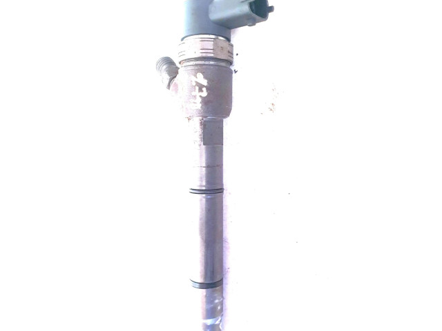 Vstřikovač 338002A800   Hyundai i40  pro naftový motor 1.7 D4FD 