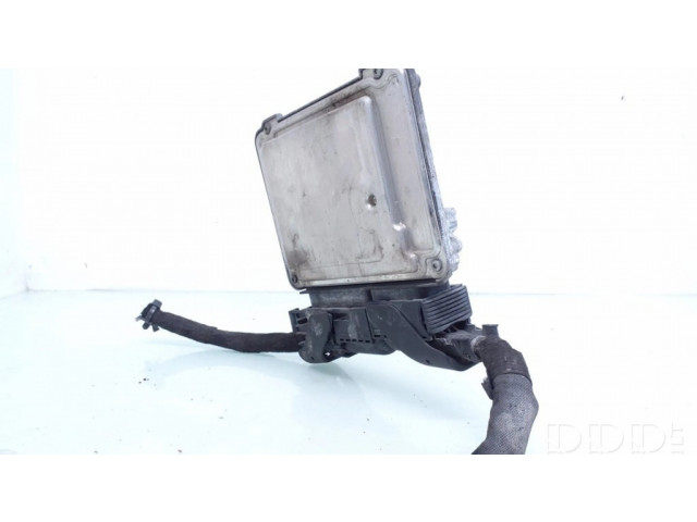 Блок управления двигателя 0281011449, 55189630   Opel Vectra C