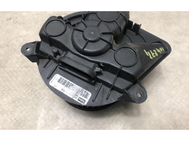 Вентилятор печки    7701208225, 7701208225   Renault Trafic I