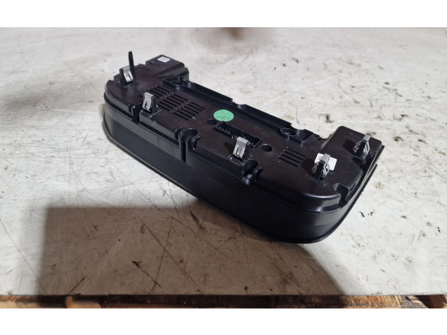 Блок управления климат-контролем GX7318C858RF   Jaguar XE