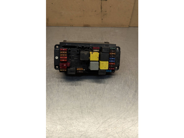   Pojistková skříňka 0025457701, 5DK00797300   Mercedes-Benz C W203 2003