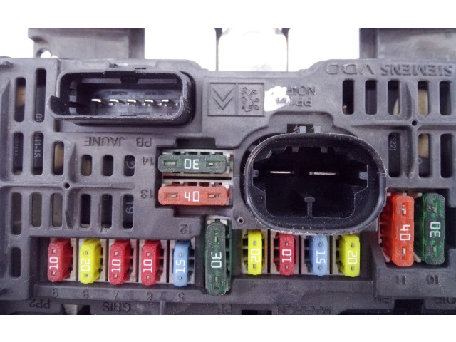 Pojistková skříňka Řídící jednotka BSM 9658539280, E3-B2-35-2   Peugeot 407 2006