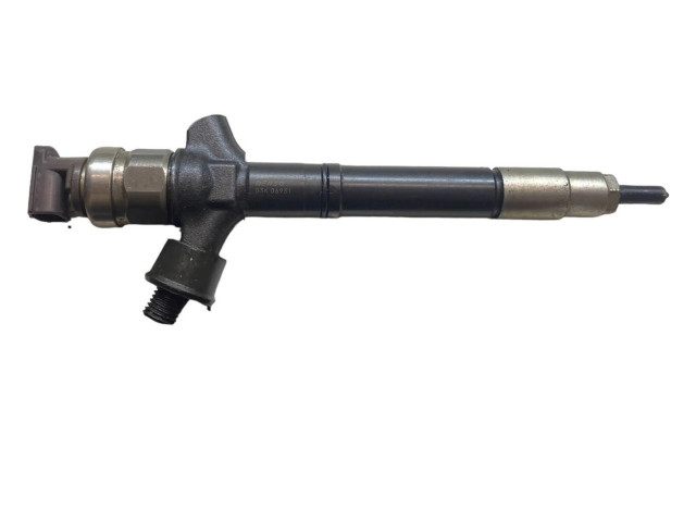 Vstřikovač 2367051030   Toyota Land Cruiser (J200)     