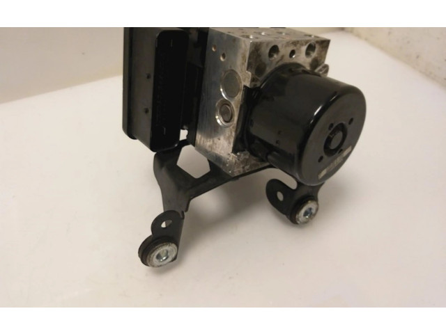 Jednotka ABS P31423347, 27040834307568   Volvo V70 2016