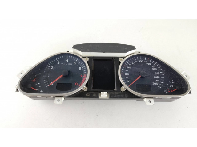 Přístrojová deska  Audi A6 S6 C6 4F 2005 4F0920900K, 4F0910900A  