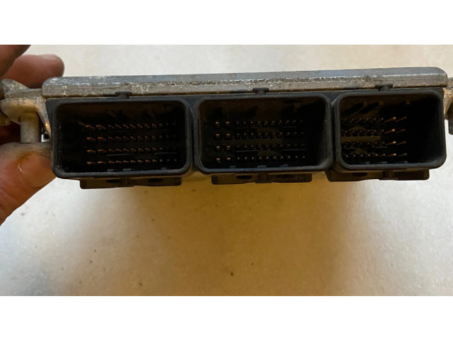 Řídící jednotka 8200095416, 8200153946   Renault Laguna II 2002