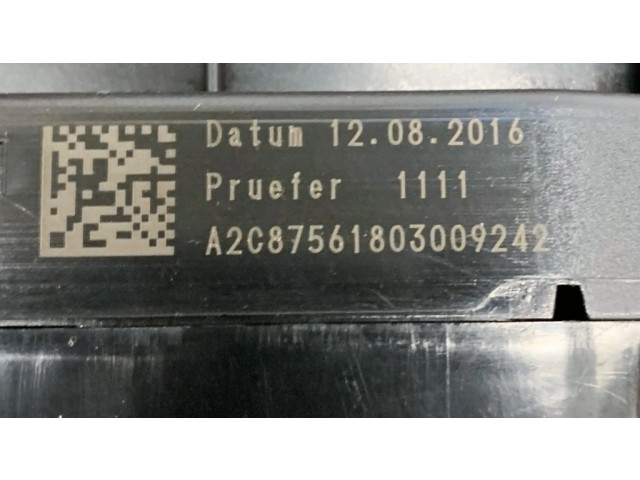 Přístrojová deska  Mercedes-Benz C W205 2017 A2059028411, A2059045000  