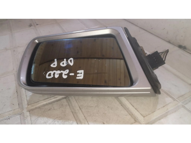 Zpětné zrcátko pravé Mercedes-Benz E W210 1998  2028110298, 413122410  