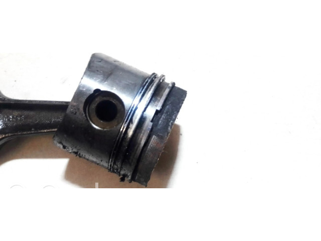  Поршень с шатуном  cr258  Ford Escort для дизельного двигателя 1.8