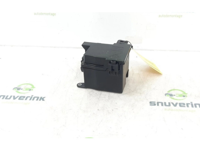 Блок предохранителей  252360794R, 243129238R   Renault Arkana    