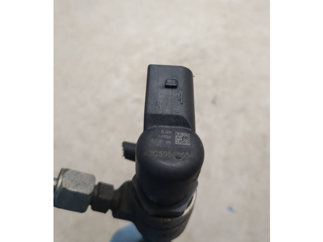 Vstřikovač A2c59513554   Audi A1    Cxma 