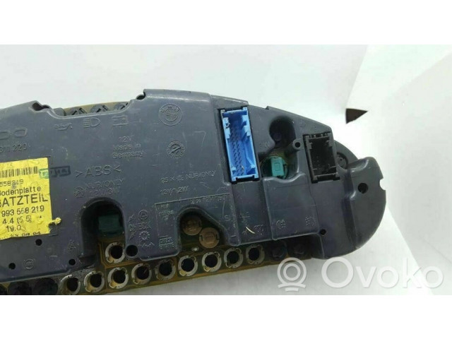 Přístrojová deska  BMW 3 E36 1991 62118357757, VDO110308463070  