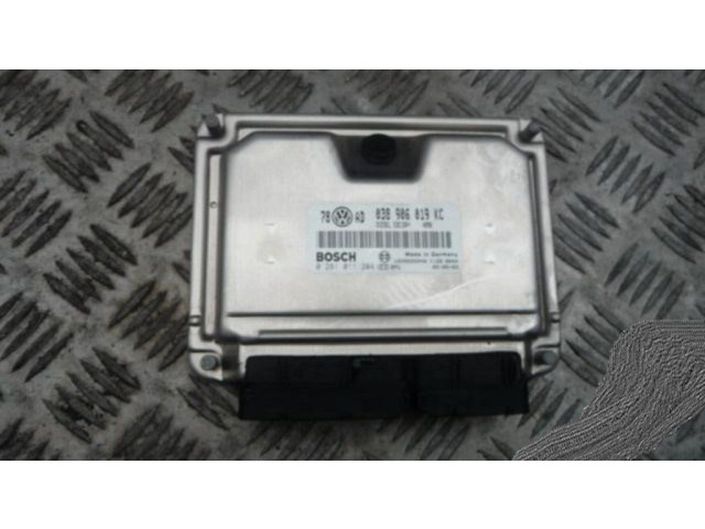 Řídící jednotka 038906019   Audi A4 S4 B6 8E 8H 2001