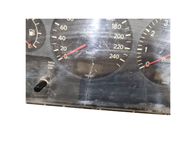 Панель приборов 8380005350, 00044568012   Toyota Avensis T220       