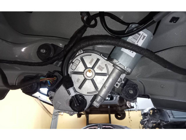 Двигатель стеклоочистителя заднего стекла  8V0955711B   Audi A1 