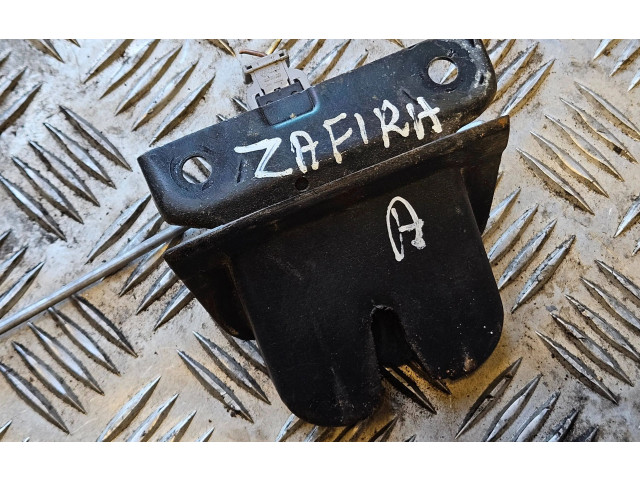 Zámek zadních dveří    Opel Zafira A 2003