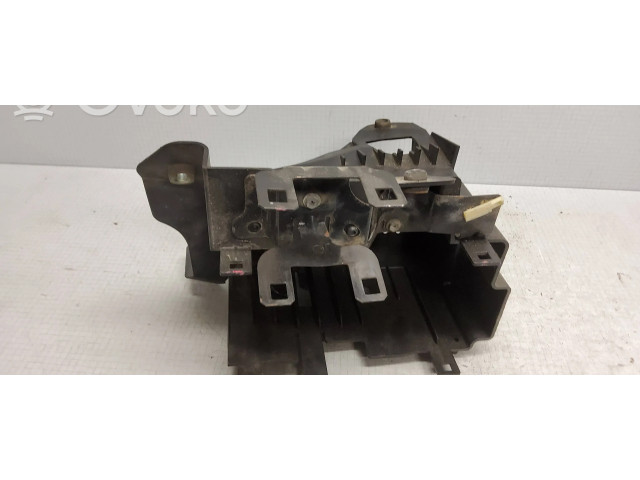 Блок предохранителей  04692263AD   Jeep Grand Cherokee    