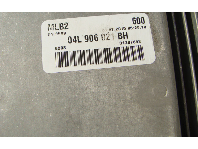 Řídící jednotka 04L906021BH   Audi A5 8T 8F 2007