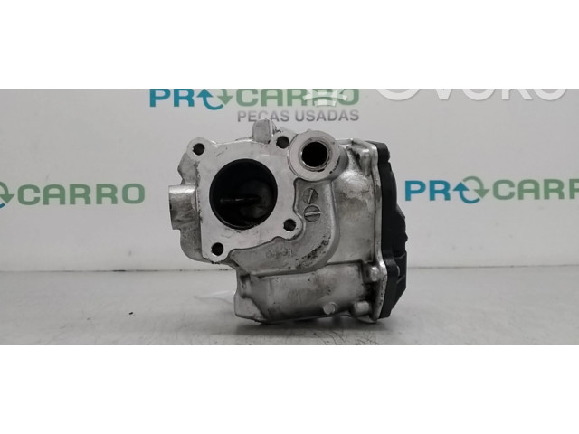 Vstřikovací lišta A6511400860, A2C83261000   Mercedes-Benz A W176     