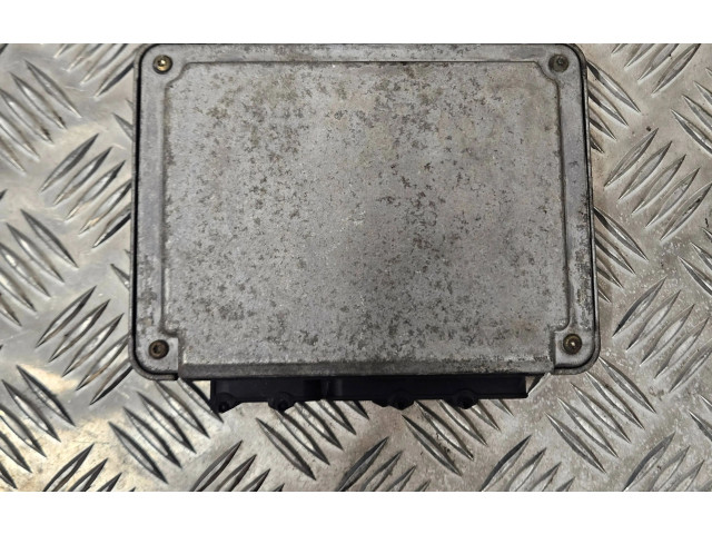 Блок управления двигателя 038906013L, 28SA3712   Volkswagen Lupo