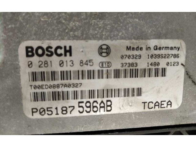 Блок управления двигателя P05187596AB, 0281013845   Jeep Patriot