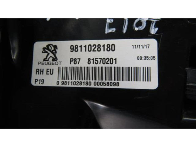 Задний фонарь  9811028180    Peugeot 5008 II   2016- года