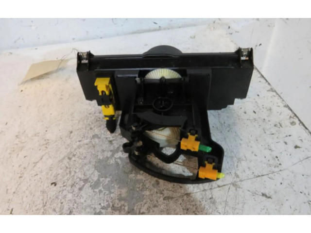 Блок предохранителей 6K0819045E   Seat Ibiza II (6k)    