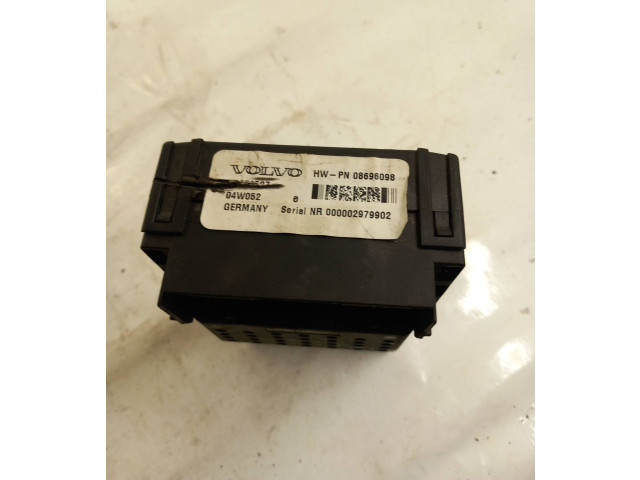   Pojistková skříňka 08696098, 04W052   Volvo V70 2003