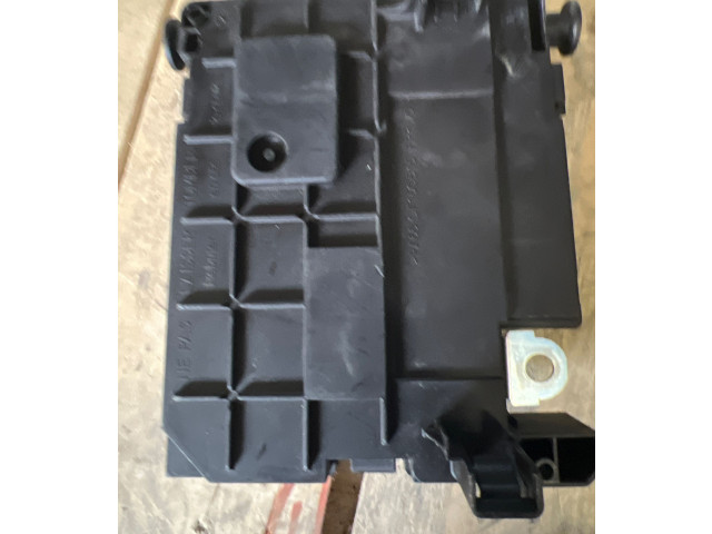Pojistková skříňka Řídící jednotka BSM 9807091580   Peugeot 308 2015