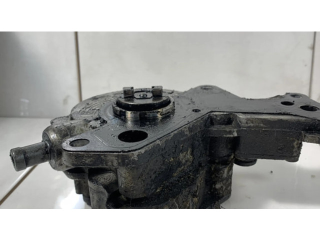 Vstřikovací čerpadlo 038145215   Audi A3 S3 8L  pro naftový motor 1.9  