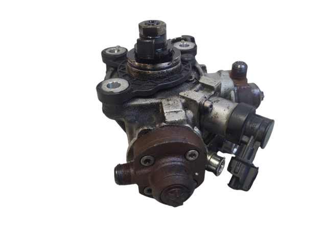 Vstřikovací čerpadlo 0445010681, 31372081   Volvo V40    D5204T4 