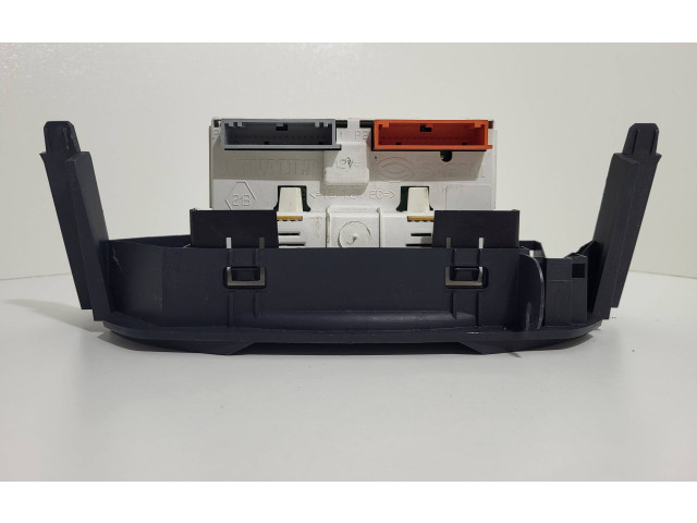 Дисплей    7700839798   Renault Scenic I