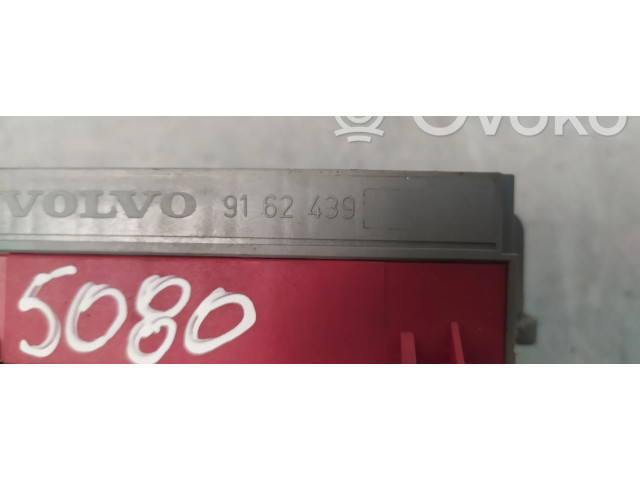   Pojistková skříňka 518322110, 9452993   Volvo S80 2001