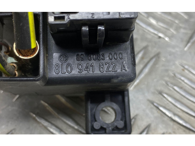   Pojistková skříňka 896083000, 8L0941822A   Audi A6 S6 C5 4B 2004