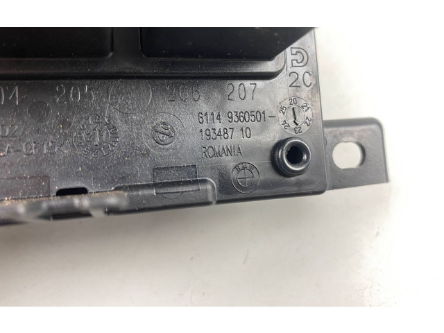 Блок предохранителей 9270355   BMW i3    