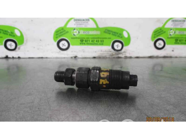 Vstřikovač 002EU03, LUCAS   Hyundai H-100  pro naftový motor 2.5 D 4BH 