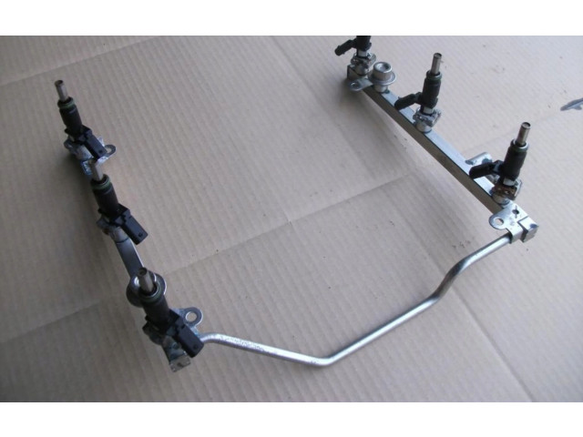 Vstřikovací lišta A2720700995, 2720700995   Mercedes-Benz C W204     
