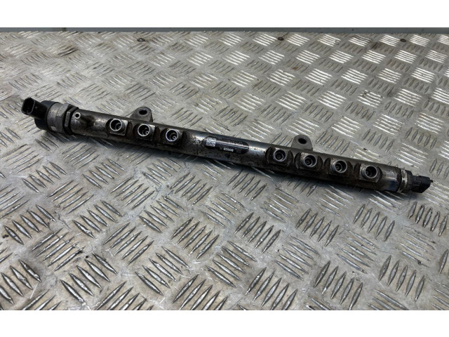 Vstřikovací lišta 30777759, 0445215025   Volvo S60    D5244T11 