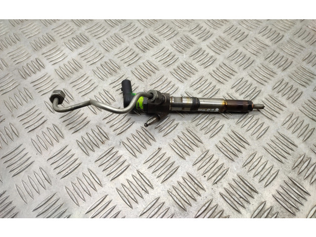 Vstřikovač 166006212R   Mercedes-Benz A W176     