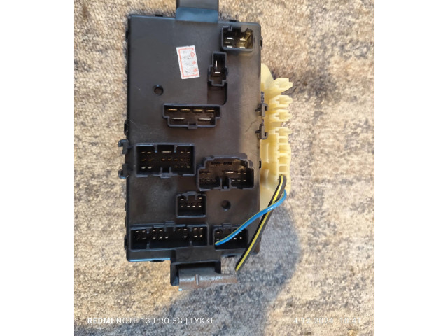 Ящик предохранителей (комплект) 8260097405   Daihatsu YRV