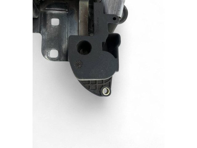 Замок багажника 67118360193, 8360193    BMW 5 E39 1996 - 2003 года