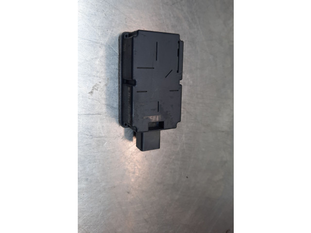 Zámek zadních dveří 30797900, 30797900   Volvo V70 2007