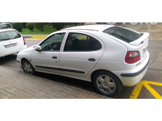 Volant Renault Megane II 2006 7700427505  