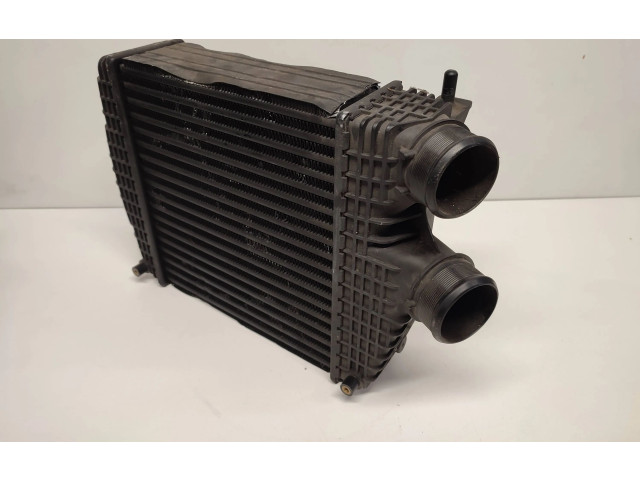 Интеркулер  670039351, Ll022001   Maserati Levante 3.0