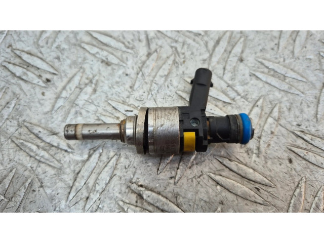 Vstřikovač A2710781123   Mercedes-Benz C W204  pro benzínový motor 2.0  
