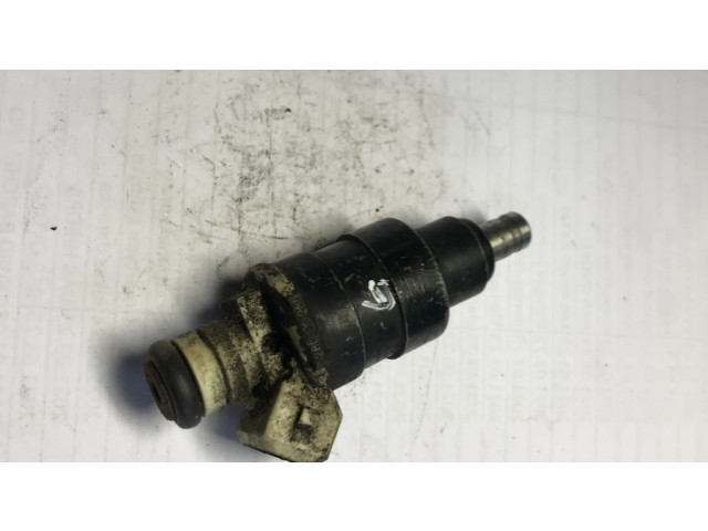 Vstřikovač 0280150208   BMW 3 E30  pro benzínový motor 0.0  