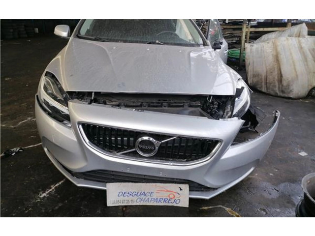 Панель приборов 0829977, 32287271   Volvo V40       